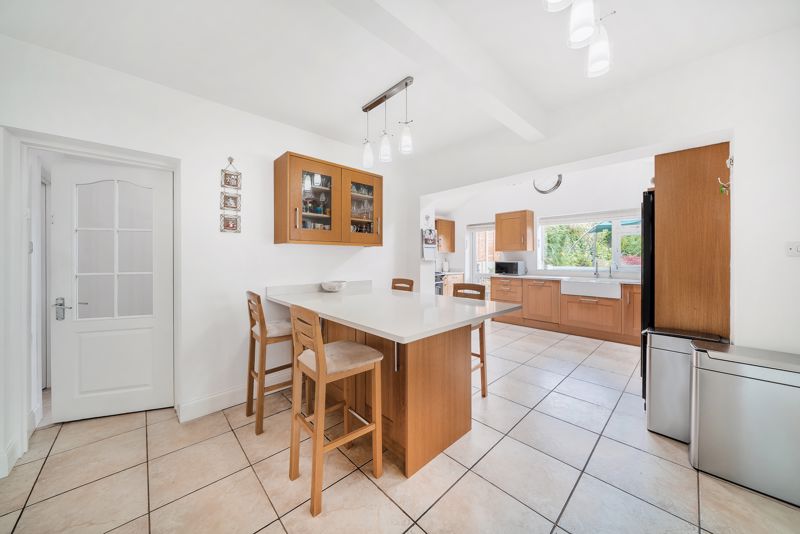 Kitchen- click for photo gallery